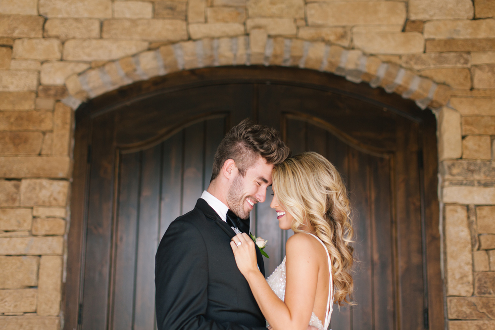 things to consider booking wedding photographer