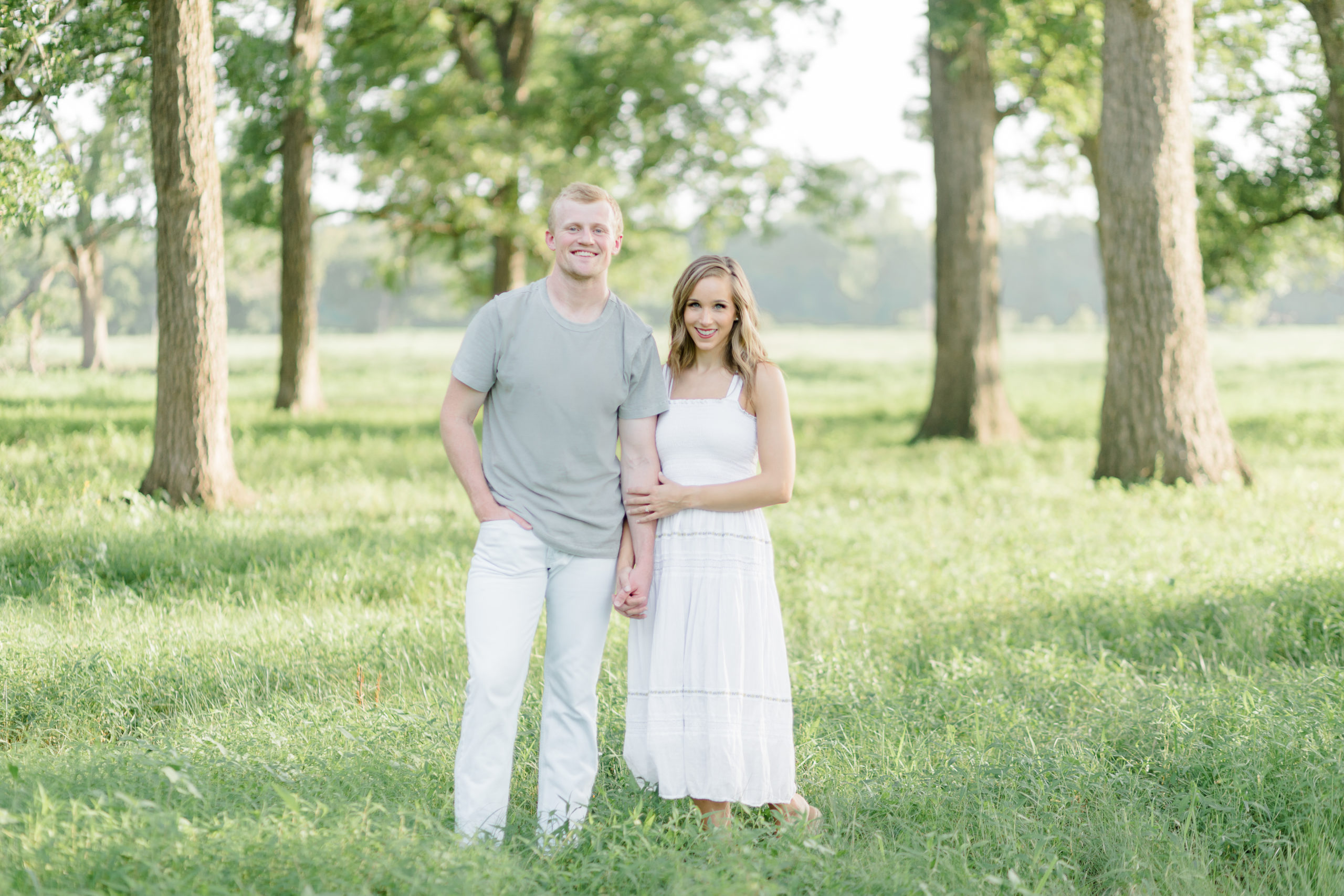 bartlesville photographer poses with fiance